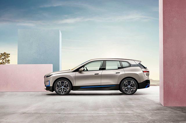 BMW iX xDrive