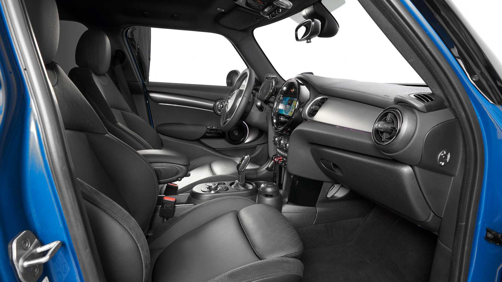 mini cooper s5 turer 2021 передний салон